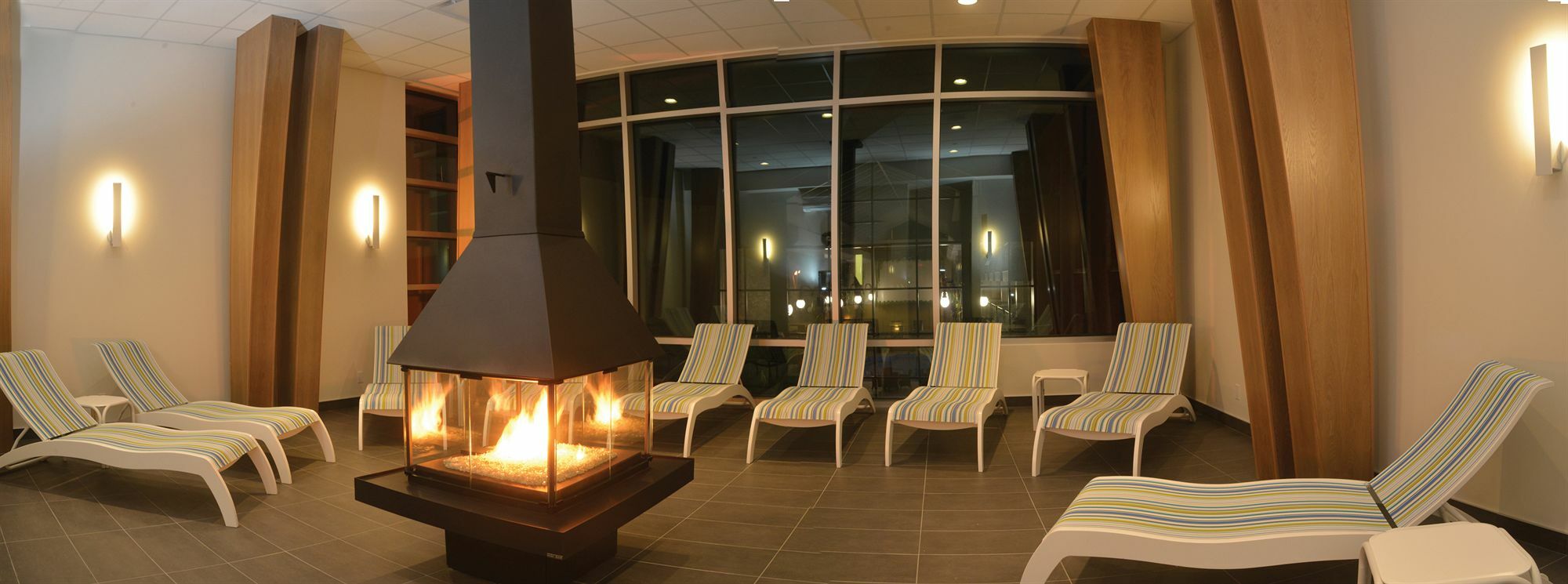 Hotel Universel, Centre De Congres Rivière-du-Loup Eksteriør bilde